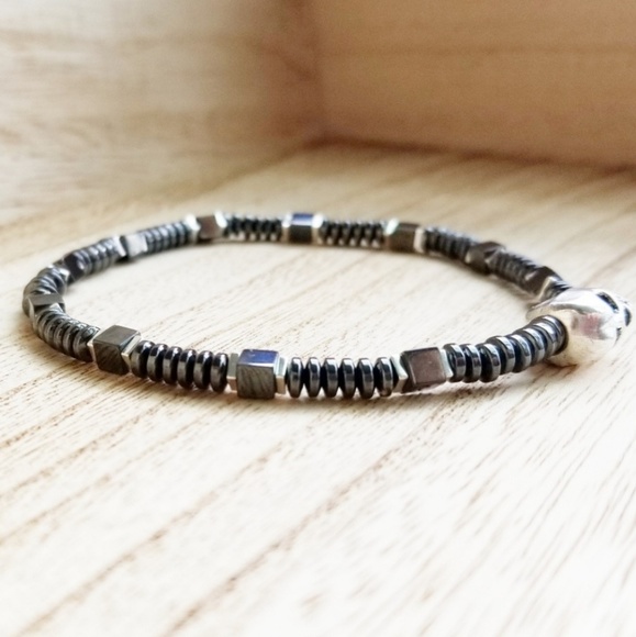 Men's Hematite Skull Bracelet - Picture 3 of 5